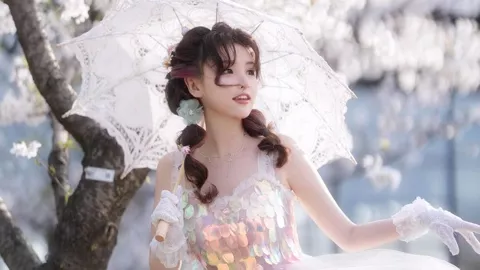 西藏昌都藏马熊闯民宅